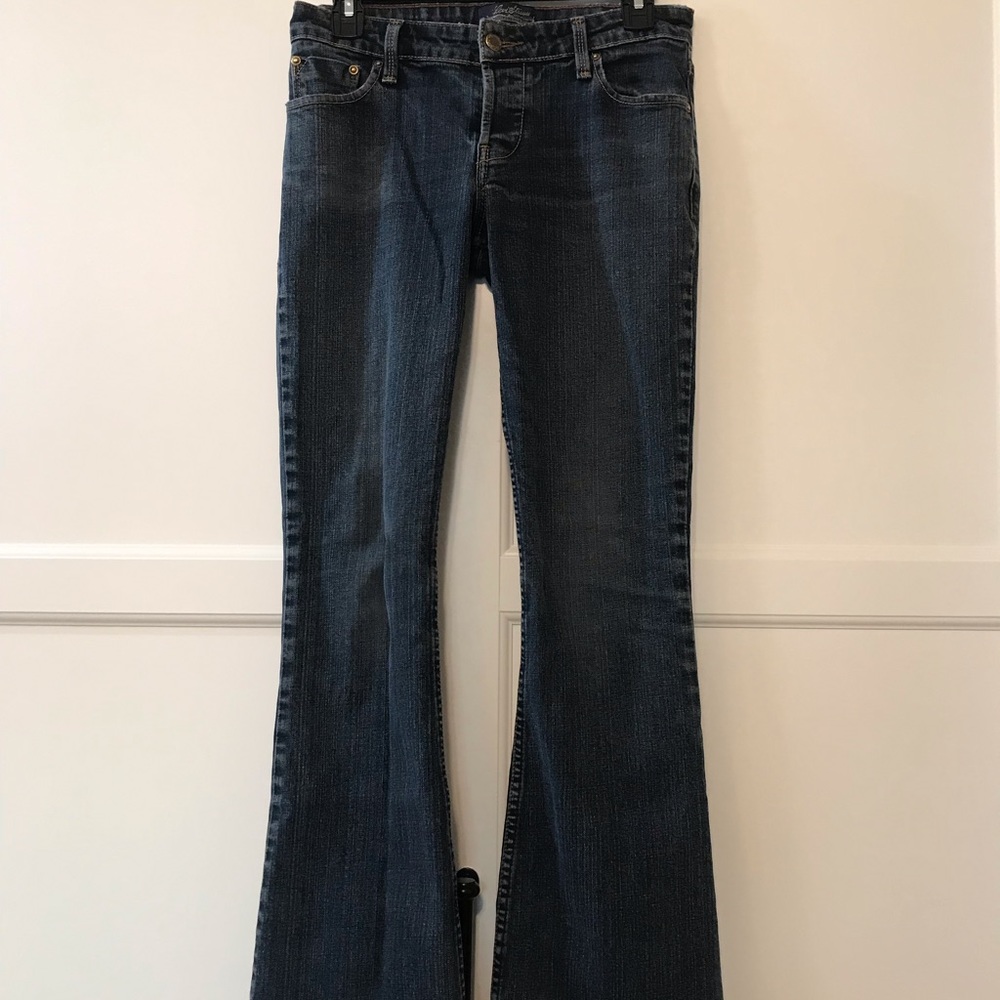 Levi’s junior 3 dk blue low rise buttons jeans